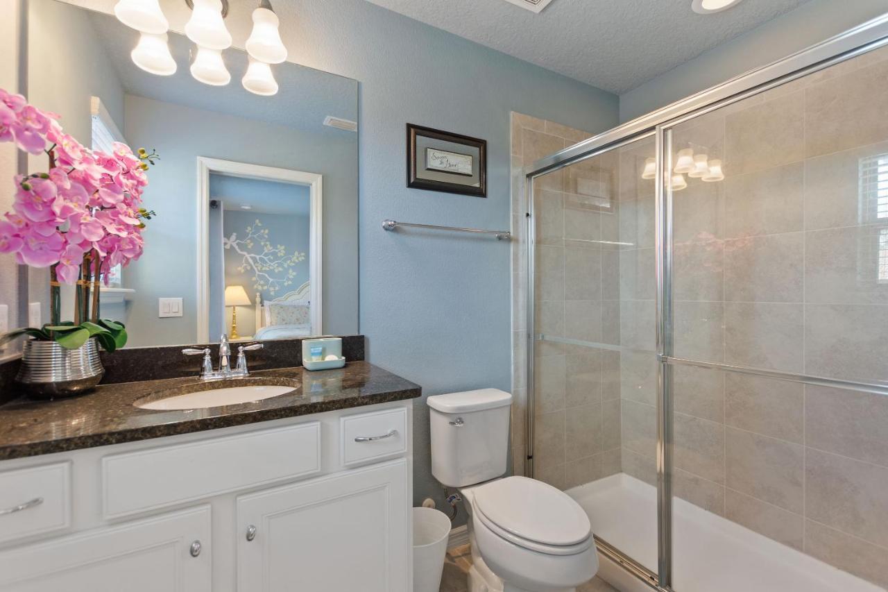 Stylish Cozy Family Getaway With Private Pool And Lake View Kissimmee Kültér fotó